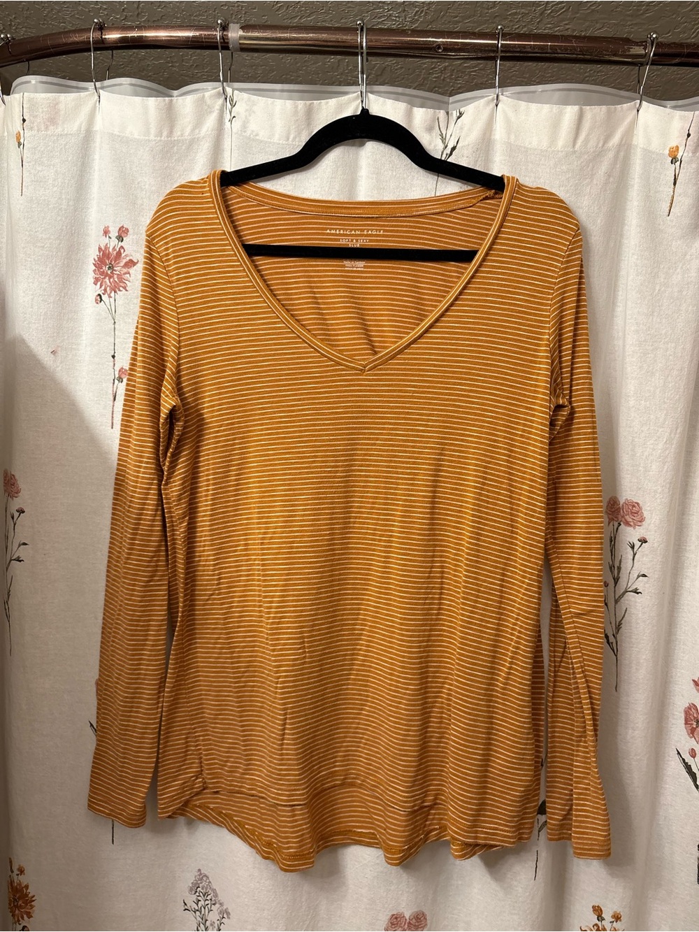 American Eagle Outfitters Mustard and White Striped V‑Neck Long Sleeve Tee